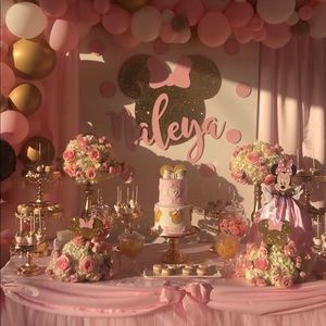 Meet your Posher, Jenny